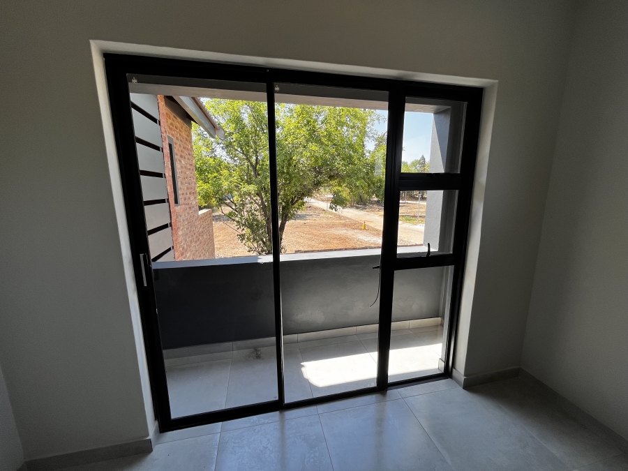3 Bedroom Property for Sale in Van Der Hoff Park North West